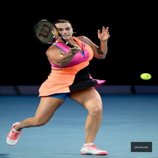 王曼昱：勇夺十一赛场桂冠 荣誉再攀新高