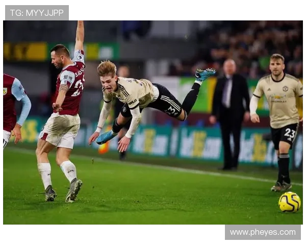 德比郡足球俱乐部迎来新主帅,未来赛季目标锁定晋级英格兰冠军联赛 德比郡足球俱乐部迎来新主帅,未来赛季目标锁定晋级英格兰冠军联赛