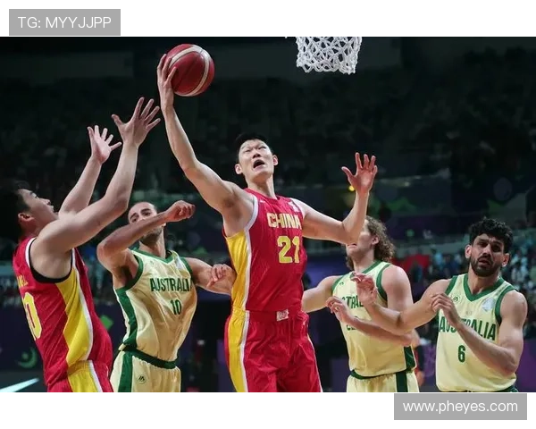 中国男篮击败菲律宾晋级世界杯四强，球队展现强大实力再创历史辉煌