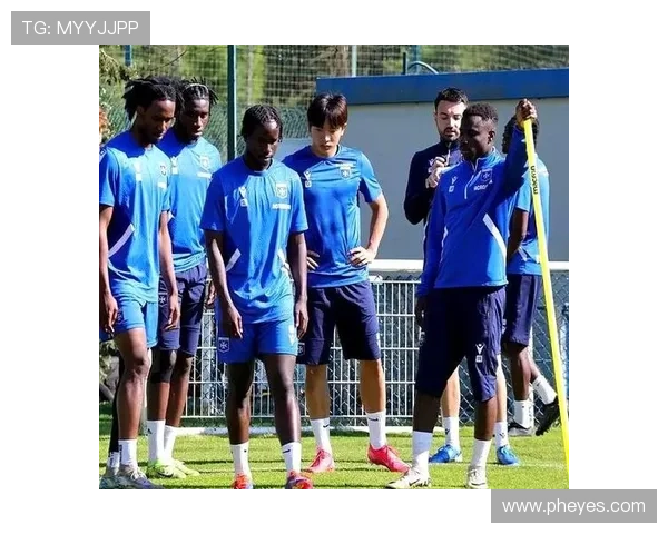 欧塞尔俱乐部迎来新赛季挑战力求重返法甲争取更好表现 欧塞尔俱乐部迎来新赛季挑战力求重返法甲争取更好表现